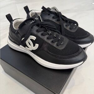 Chanel sneakers size 40